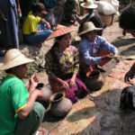 Marche de Nampan-Lac Inle-Birmanie-2004