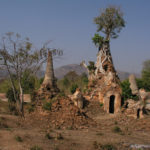 Ruines de stupas-ShweIndein-Birmanie-2004